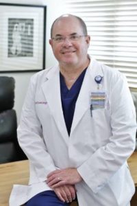 Dr. Jorge Mendia
